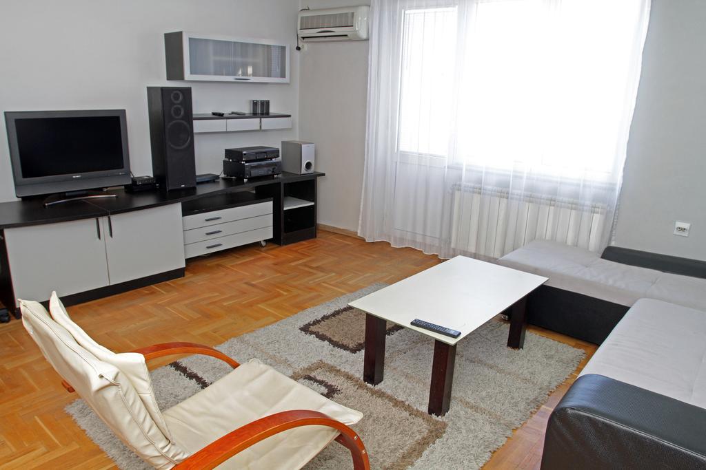 Belgrade Republic Square Apartment Екстер'єр фото